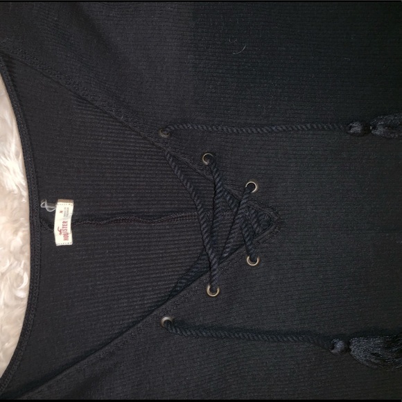 Black dress - Picture 3 of 3